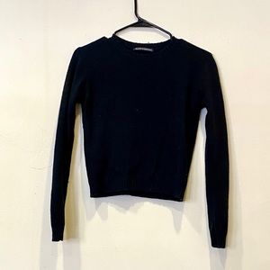 Brandy Melville black crop sweater XS